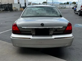 2009 Mercury Grand Marquis LS photo 6
