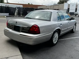 2009 Mercury Grand Marquis LS photo 7