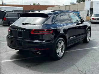 2017 Porsche Macan Turbo photo 7