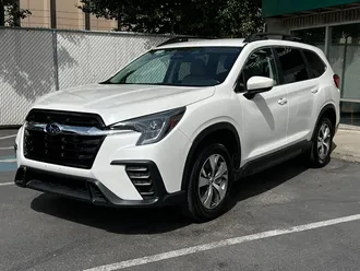 2025 Subaru Ascent Premium 7-Passenger photo 3