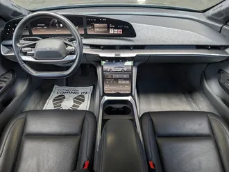 2023 Lucid Air Pure photo 3
