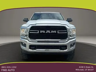 2019 Ram 2500 Crew Cab photo 3