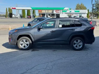 2025 Toyota RAV4 photo 7