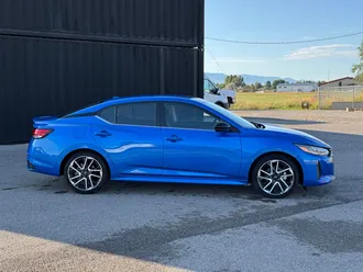 2025 Nissan Sentra photo 3