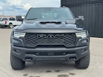 2025 Ram 1500 photo 2