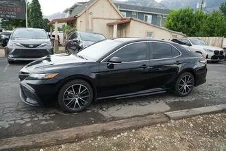 2023 Toyota Camry photo 2