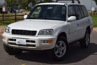 2000 Toyota RAV4 photo 4