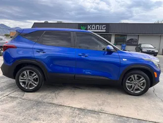 2023 Kia Seltos photo 6