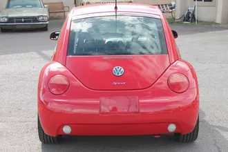 2001 Volkswagen New Beetle photo 7