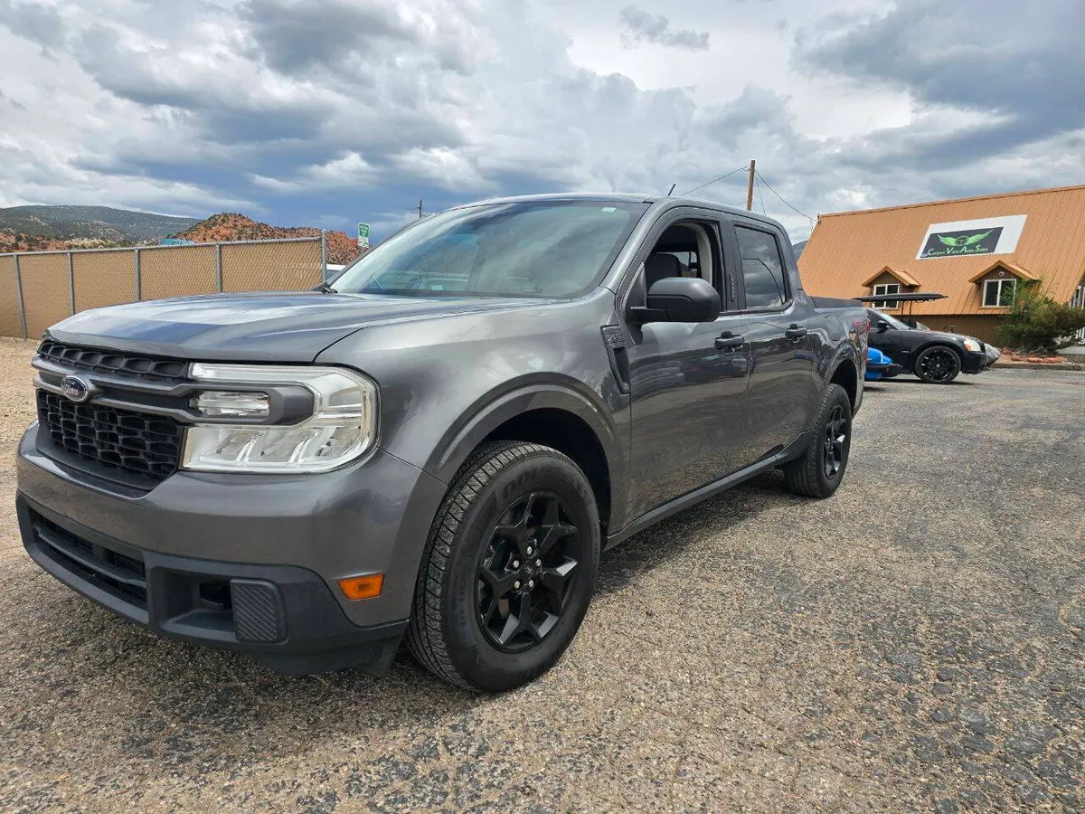 2022 Ford Maverick XLT AWD 4dr SuperCrew 4.5 ft. SB