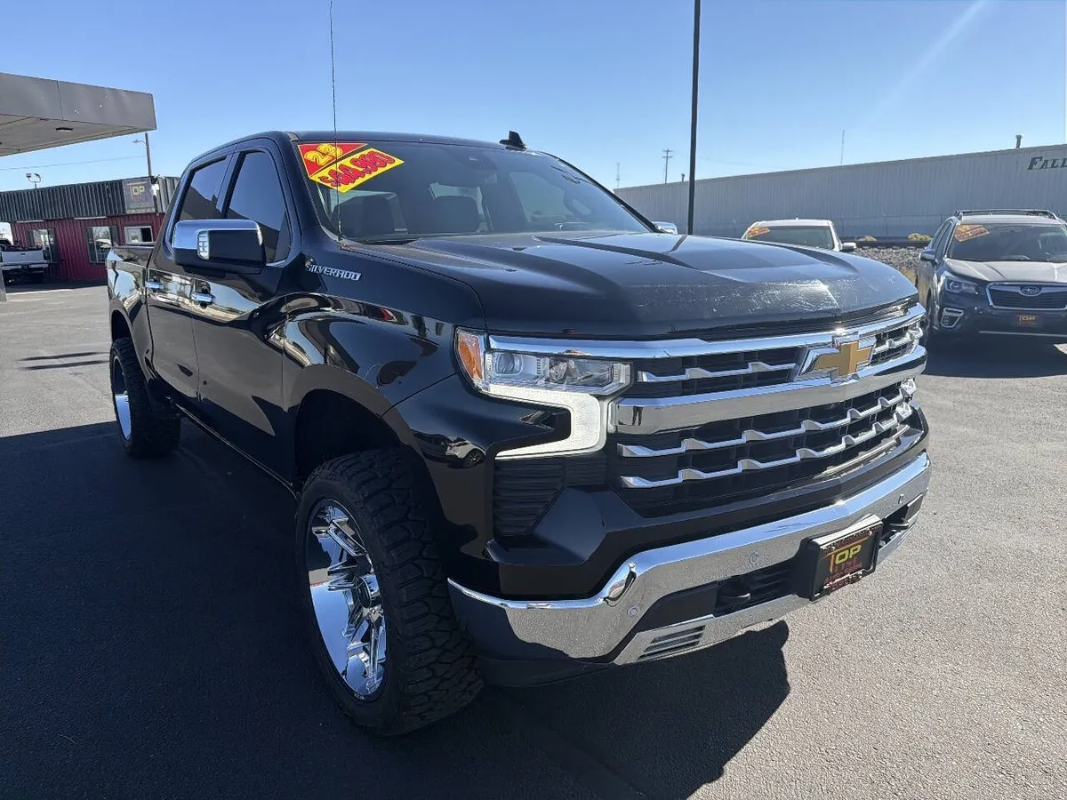 2023 Chevrolet Silverado 1500 LTZ 4x4 4dr Crew Cab 5.8 ft. SB