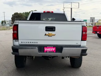 2017 Chevrolet Silverado 1500 photo 4