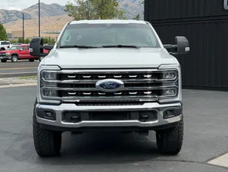 2025 Ford F-350SD photo 2