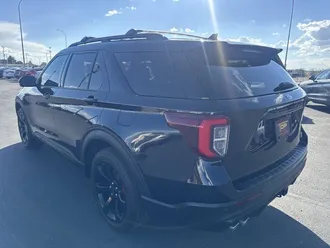 2020 Ford Explorer photo 4