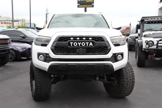 2021 TOYOTA TACOMA photo 3