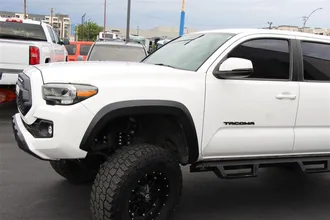 2021 TOYOTA TACOMA photo 5
