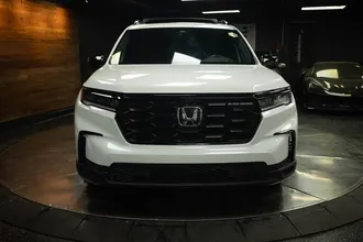 2025 HONDA PILOT photo 3