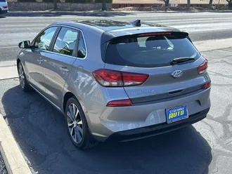 2020 Hyundai Elantra GT photo 6