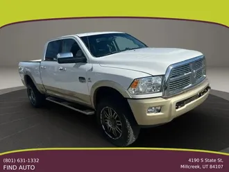 2011 Ram 3500 Crew Cab photo 2
