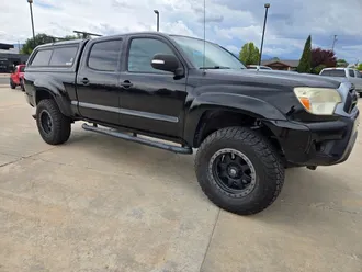 2015 Toyota Tacoma Double Cab photo 2
