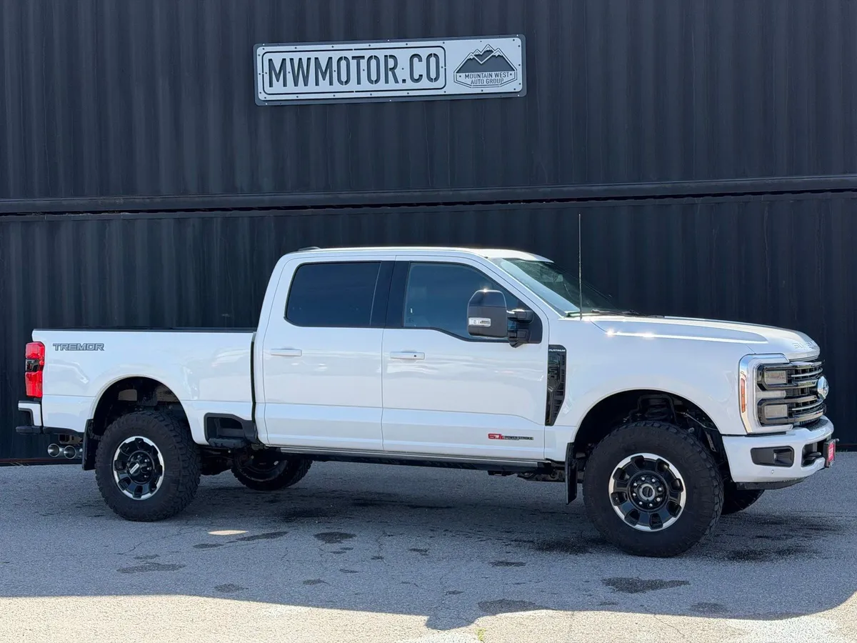 2025 Ford F-350SD Platinum