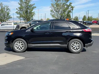 2022 Ford Edge photo 5