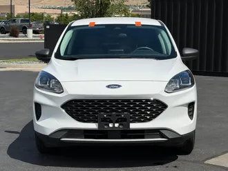 2022 Ford Escape Hybrid photo 2