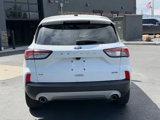 2022 Ford Escape Hybrid photo 4
