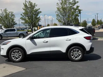 2022 Ford Escape Hybrid photo 5