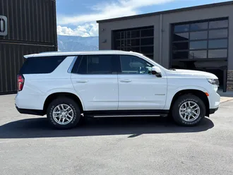 2024 Chevrolet Tahoe photo 3