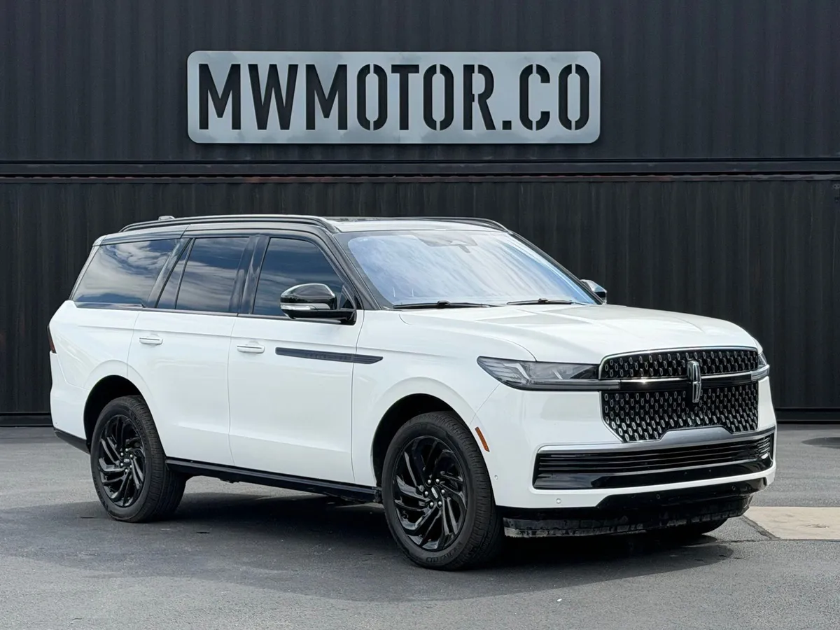 2025 Lincoln Navigator Reserve