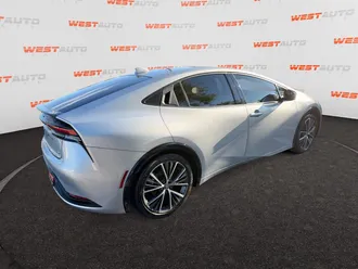 2023 Toyota Prius photo 5