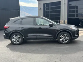 2026 Ford Escape photo 4
