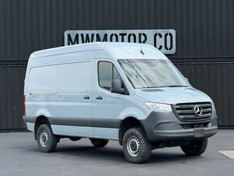 2024 Mercedes-Benz Sprinter 2500 photo 2