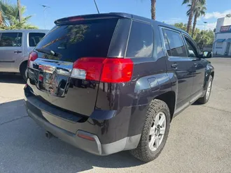 2015 GMC Terrain photo 2