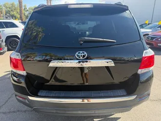 2013 Toyota Highlander photo 3