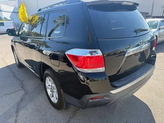 2013 Toyota Highlander photo 4