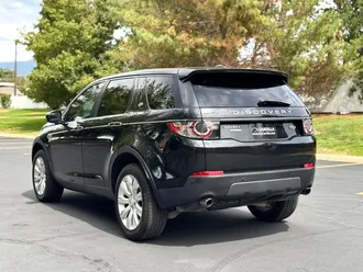 2015 Land Rover Discovery Sport photo 3