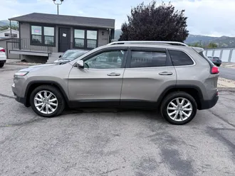2016 Jeep Cherokee photo 2