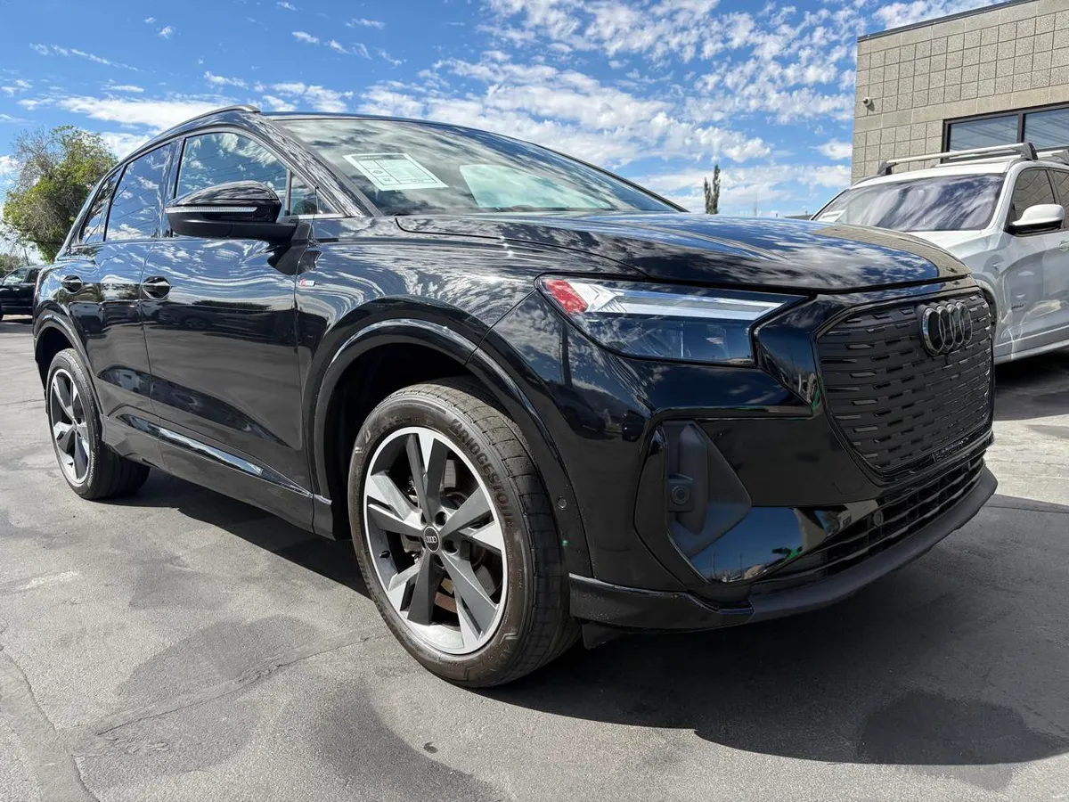2023 Audi Q4 e-tron Premium Plus 50 quattro