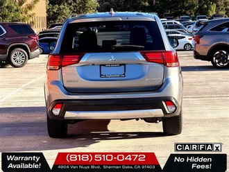2017 Mitsubishi Outlander ES photo 6