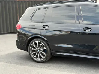 2022 BMW X7 photo 4