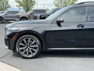 2022 BMW X7 photo 7