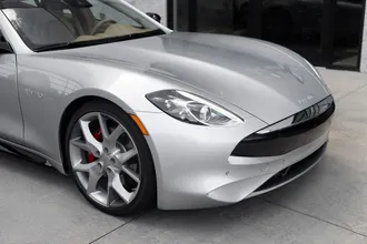 2025 Karma Revero photo 3