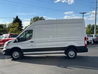 2025 Ford Transit-250 photo 4