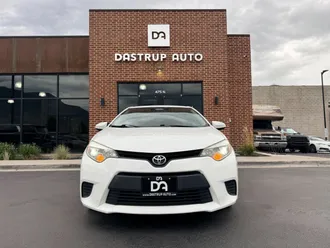 2014 Toyota Corolla photo 2