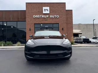 2020 Tesla Model Y photo 2