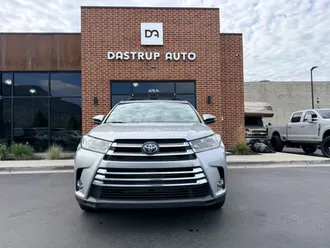 2019 Toyota Highlander Hybrid photo 2