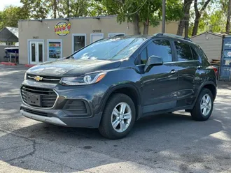 2018 Chevrolet Trax photo 2