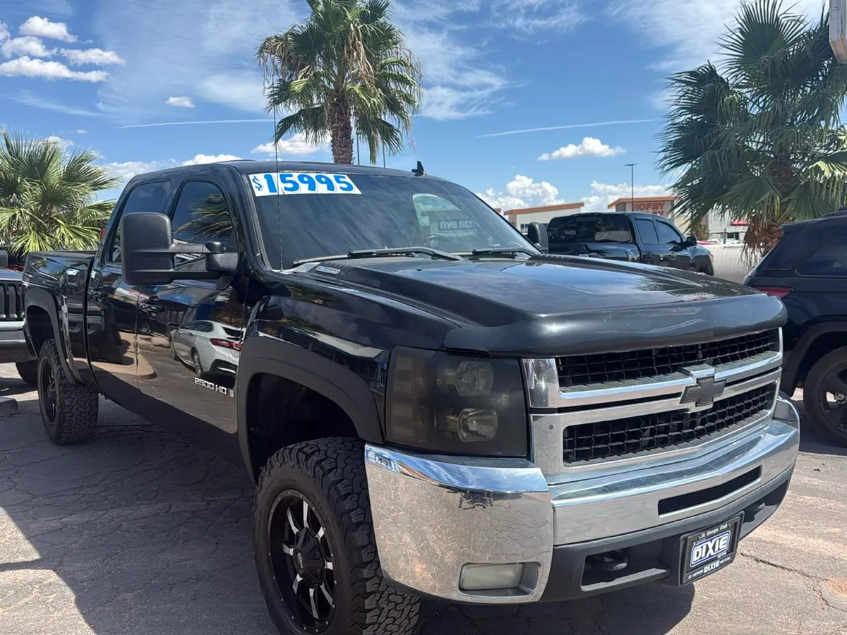 2009 Chevrolet Silverado 2500HD LTZ Crew Cab 4WD